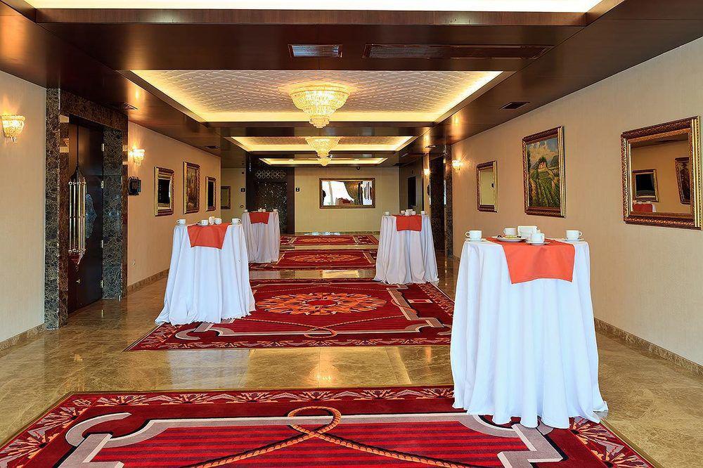 Kronos Hotel Golbası Εξωτερικό φωτογραφία