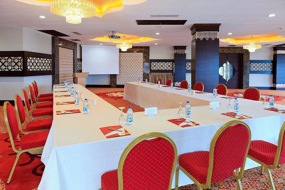 Kronos Hotel Golbası Εξωτερικό φωτογραφία